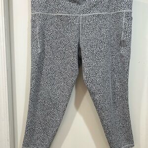 Athleta Black and White Patterned Leggings
